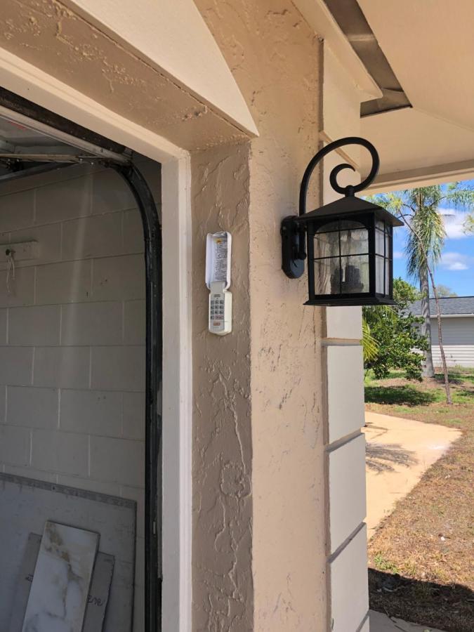 Villa Cheerful 3 Bed House In A Cul- De-Sac! Tampa Esterno foto